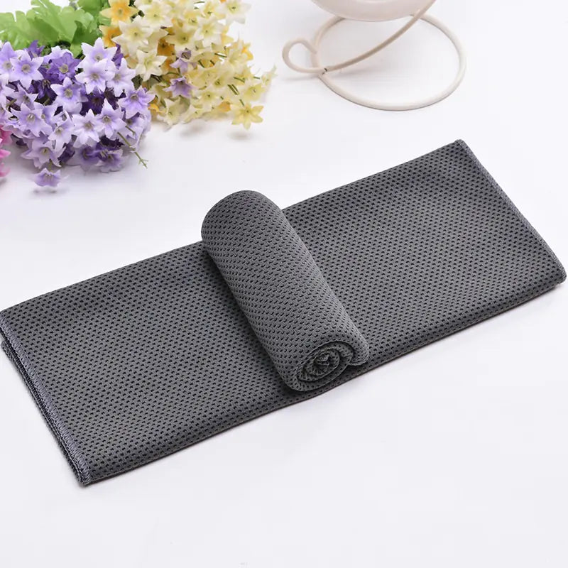 Quick Drying Cooling Towel – Lightweight Hyper-Evaporative Sports Towel