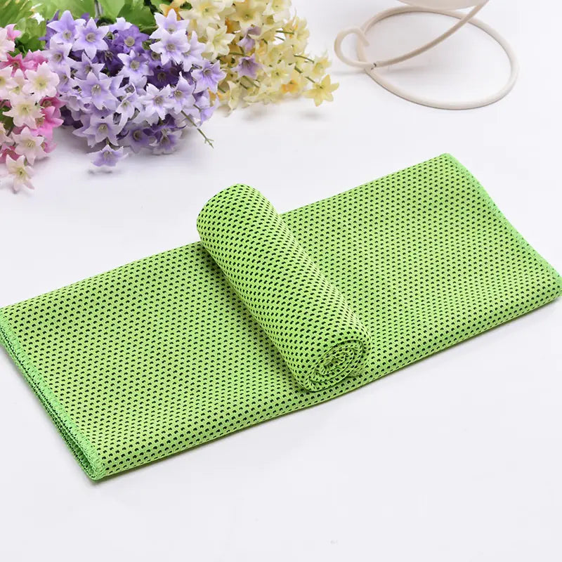 Quick Drying Cooling Towel – Lightweight Hyper-Evaporative Sports Towel