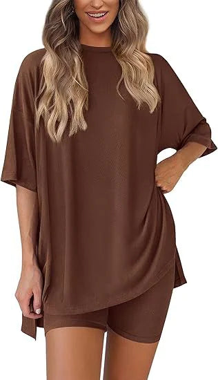Women’s Solid Color Two-Piece Shorts Set – Summer Casual Outfit with Loose-Fit Top