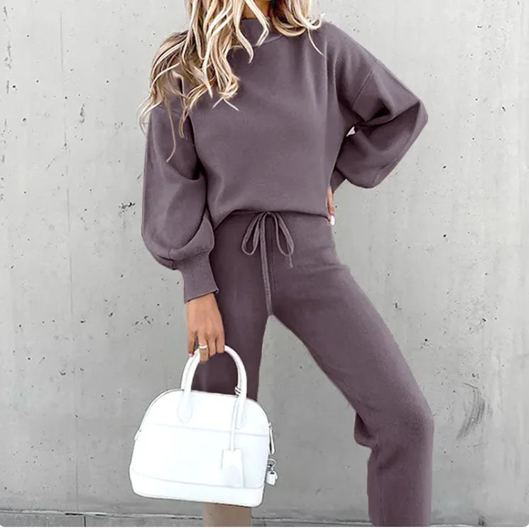 Women’s Casual Two-Piece Hoodie Lounge Set – Lantern Sleeve Sweater & Joggers