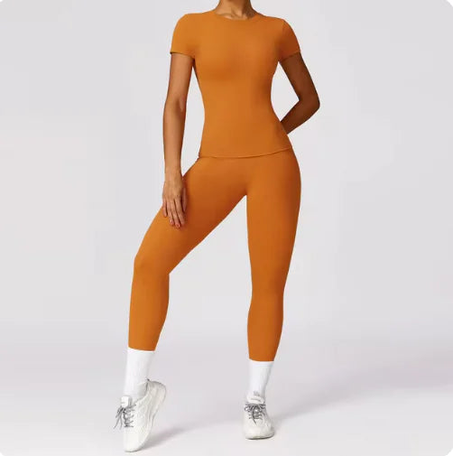 Quick-Dry Short Sleeve Yoga Top for Women – Lightweight, Fitted Activewear