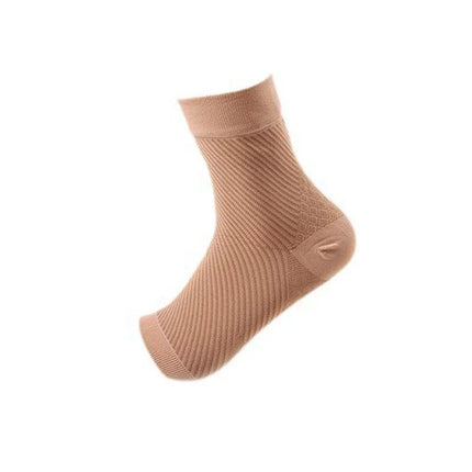 Beige ribbed ankle sock with cushioned heel, breathable design for comfort and support