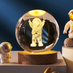 (Single Astronaut 6CM) / (Solid Wood Lamp Holder)