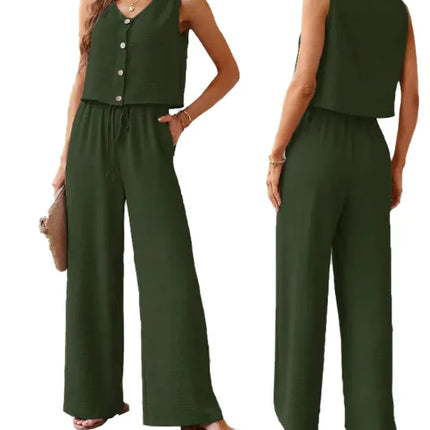 Fashion-forward women seeking versatile outfits
Office and casual wear shoppers