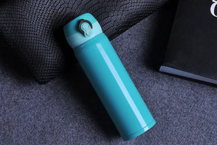 “Insulated Stainless Steel Water Bottle – Leakproof One-Handed Use Travel Cup”
