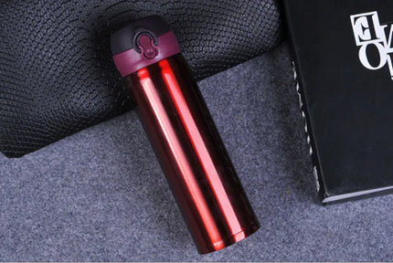 “Insulated Stainless Steel Water Bottle – Leakproof One-Handed Use Travel Cup”