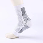 White / L