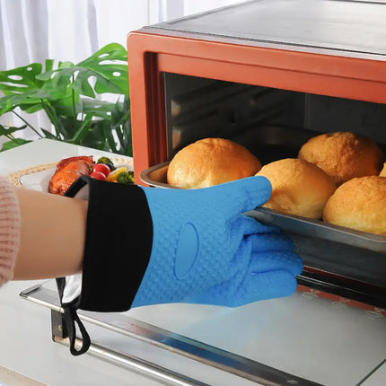 Heat-Resistant Grilling Gloves – Silicone BBQ & Oven Cooking Gloves