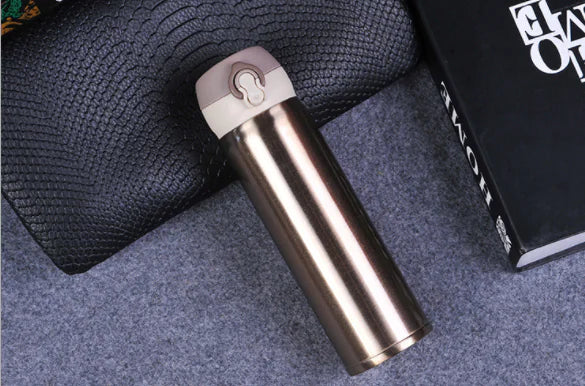 “Insulated Stainless Steel Water Bottle – Leakproof One-Handed Use Travel Cup”