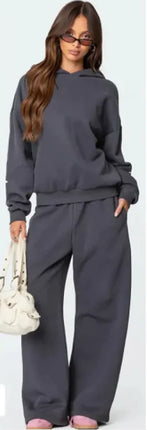Fleece-Lined Two-Piece Hoodie & Pants Set – Cozy Casual Wear