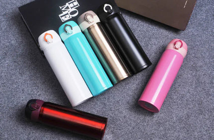 “Insulated Stainless Steel Water Bottle – Leakproof One-Handed Use Travel Cup”